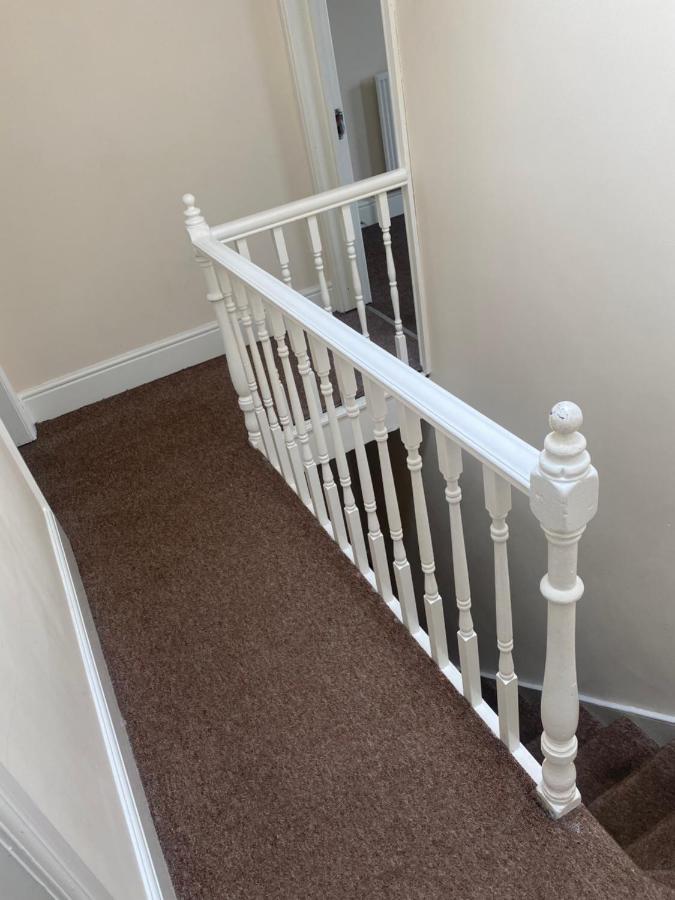 Spacious 4 Bedroom House Near Stokes Croft!! Central!!! Бристол Екстериор снимка
